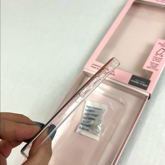 Kate Spade Protective Hardshell Case - iPhone 12 Mini - Ombré Glitter - Picture 5 of 6